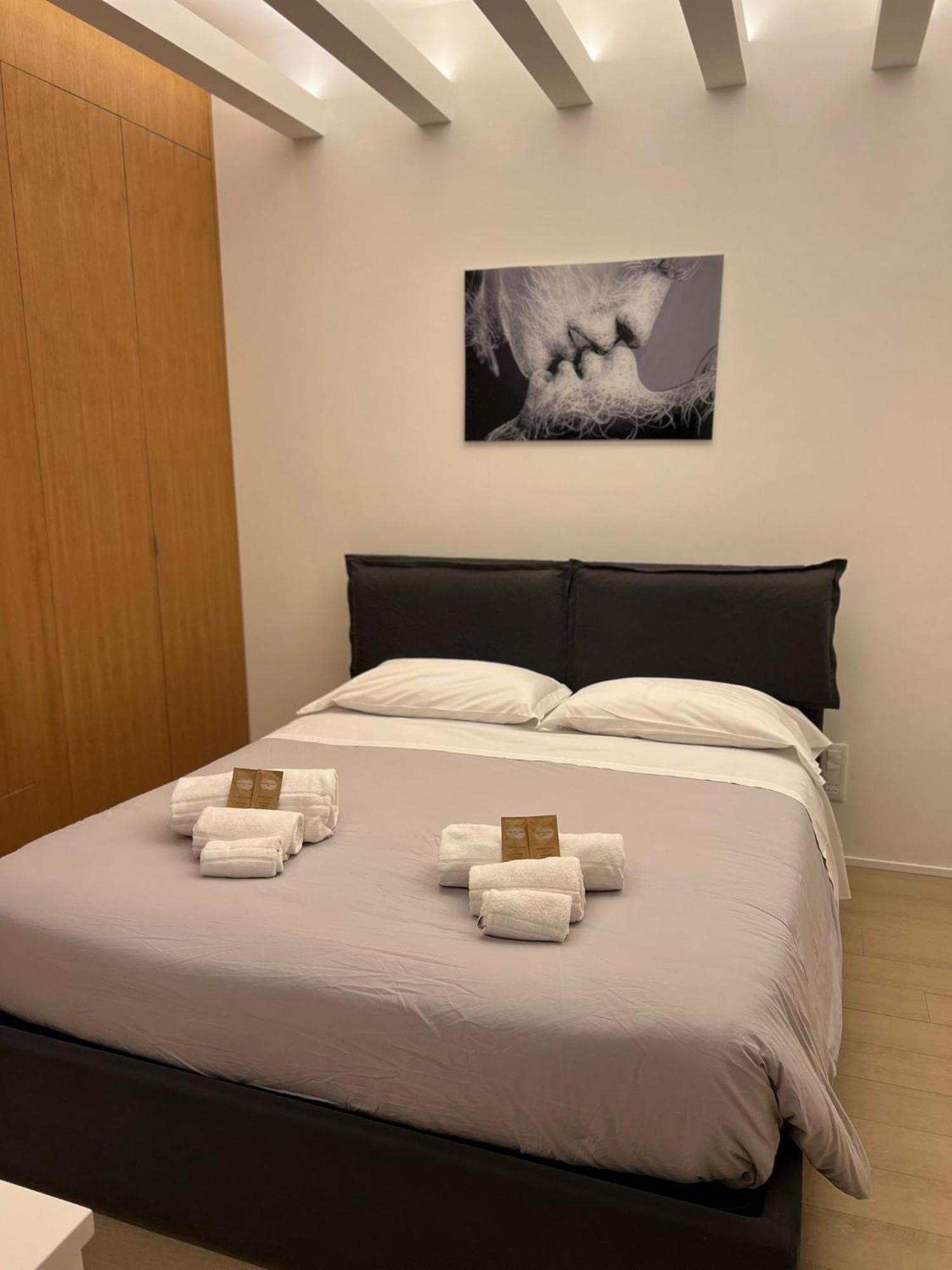 Lux Apartment In Historical Center Of Palerme Extérieur photo